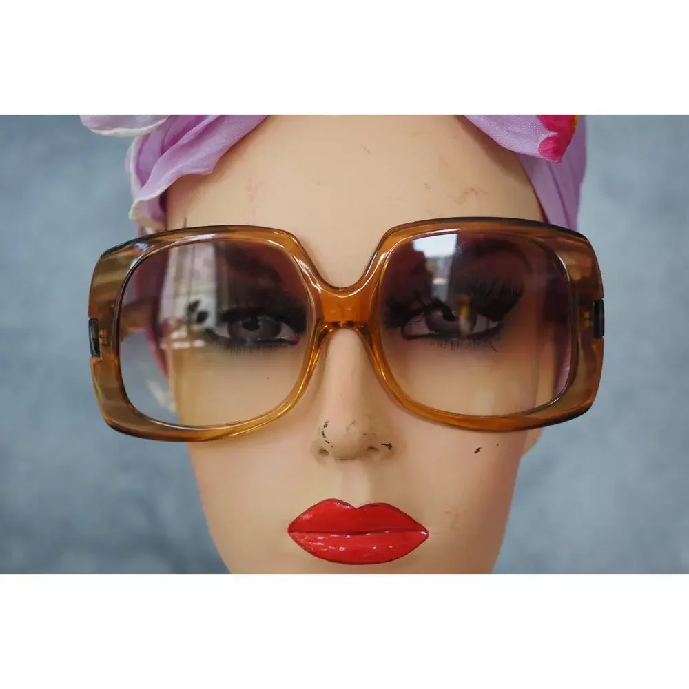 Unbranded these have
